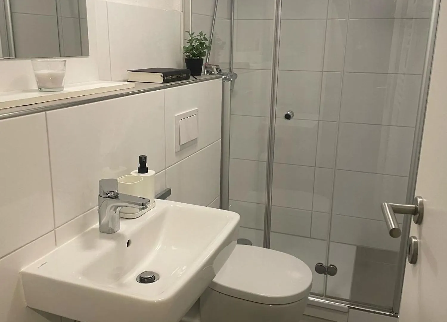 Sonniges Apartment Mit Balkon - In Koeln Ehrenfeld